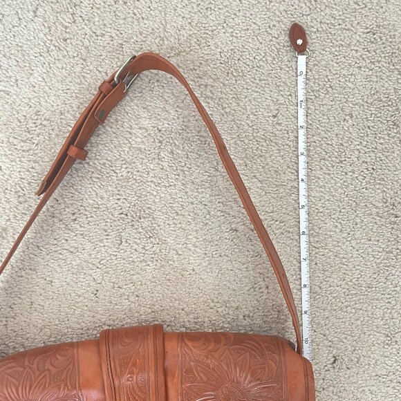 Vintage Hand-Tooled Leather Shoulder Bag – Mahogany Caramel Brown Floral Pattern - Picture 14 of 14